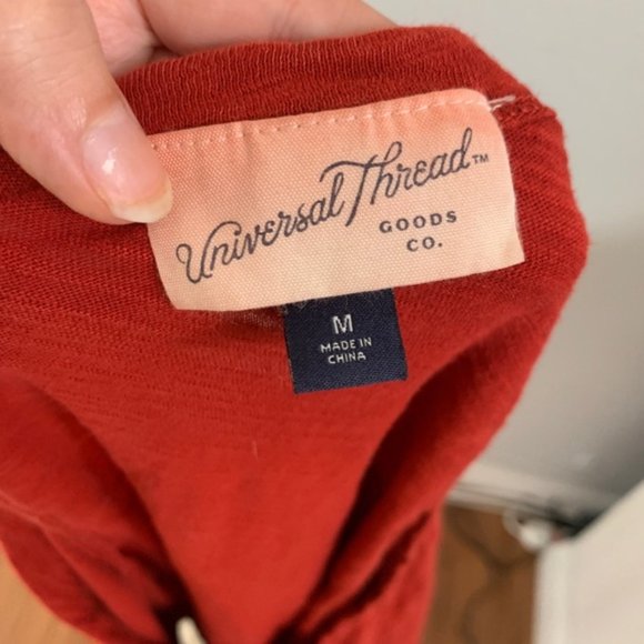 Universal Thread Red Tank Size M - Picture 4 of 5